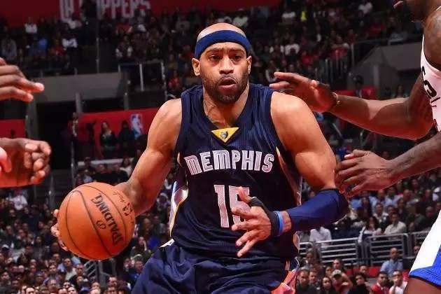 也展示了球 也展示了球